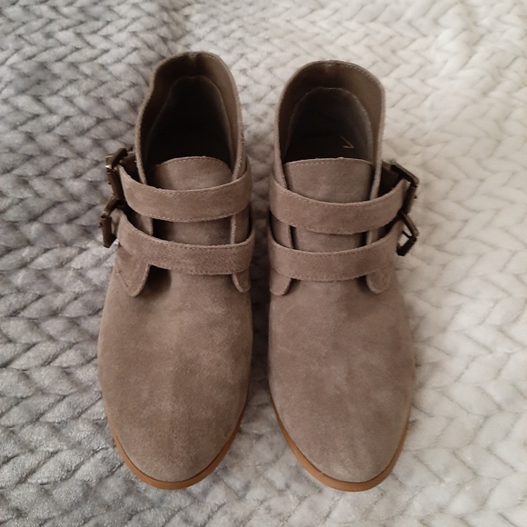 Volcom booties - Picture 2 of 5